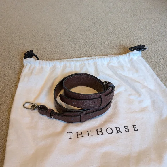 The Horse Clementine in Coffee - Picture 4 of 7